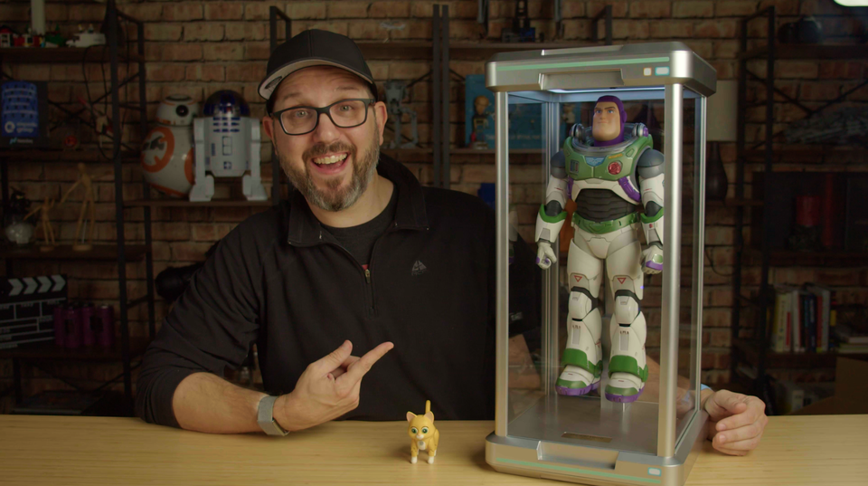 Unboxing Robosen's Buzz Lightyear Robot